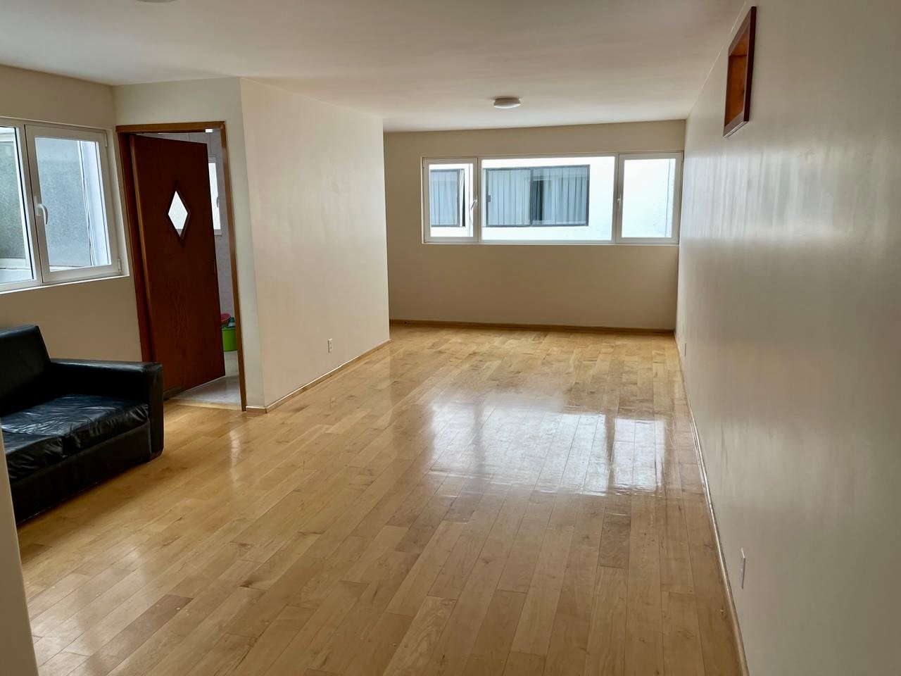 Estancia — Residencial Los romero